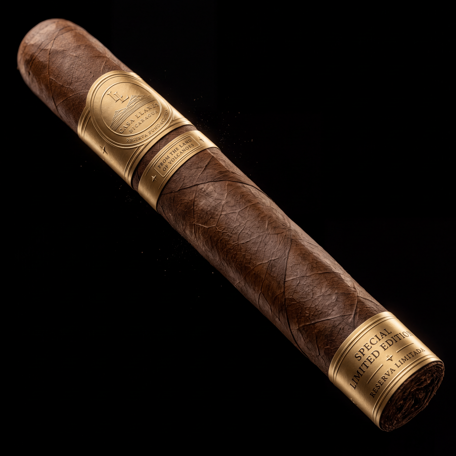 The CASA LLANES Special Limited Edition, the complete cigar