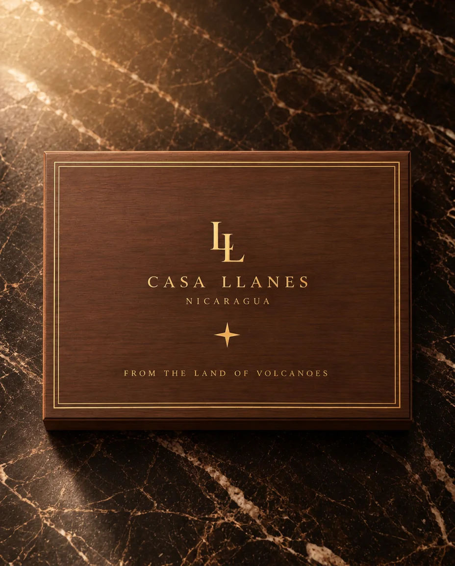CASA LLANES box, closed